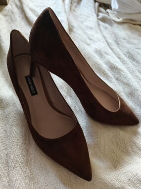 Nine West Dark Brown Suede Pointed-Toe Pumps